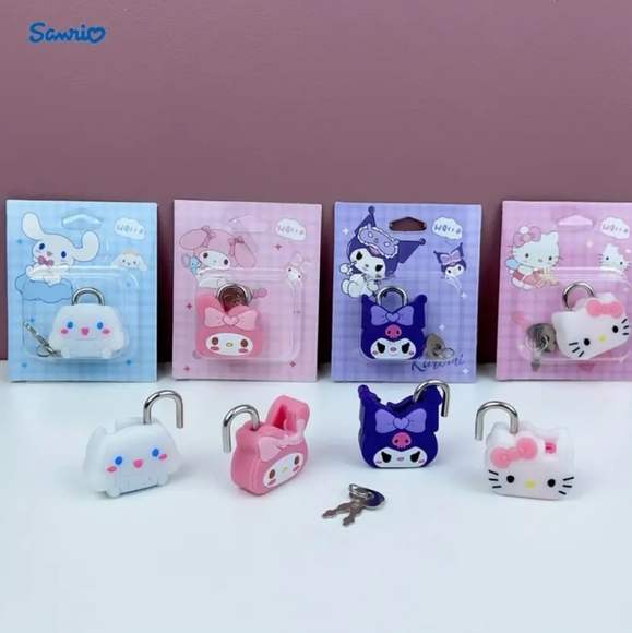 1 Sanrio Lock with Keys - Picture 3 of 13